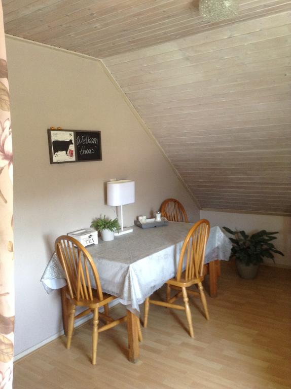 Bed and Breakfast Bed En Boterham Hoeve Boord Ven Эрсел Экстерьер фото