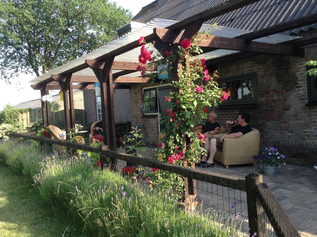 Bed and Breakfast Bed En Boterham Hoeve Boord Ven Эрсел Экстерьер фото