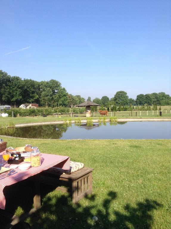 Bed and Breakfast Bed En Boterham Hoeve Boord Ven Эрсел Экстерьер фото